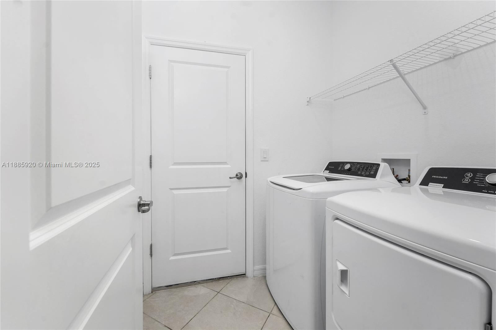 HAMMOKS AT WEST PORT - Residential