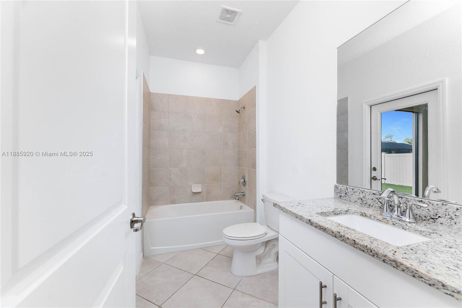 HAMMOKS AT WEST PORT - Residential