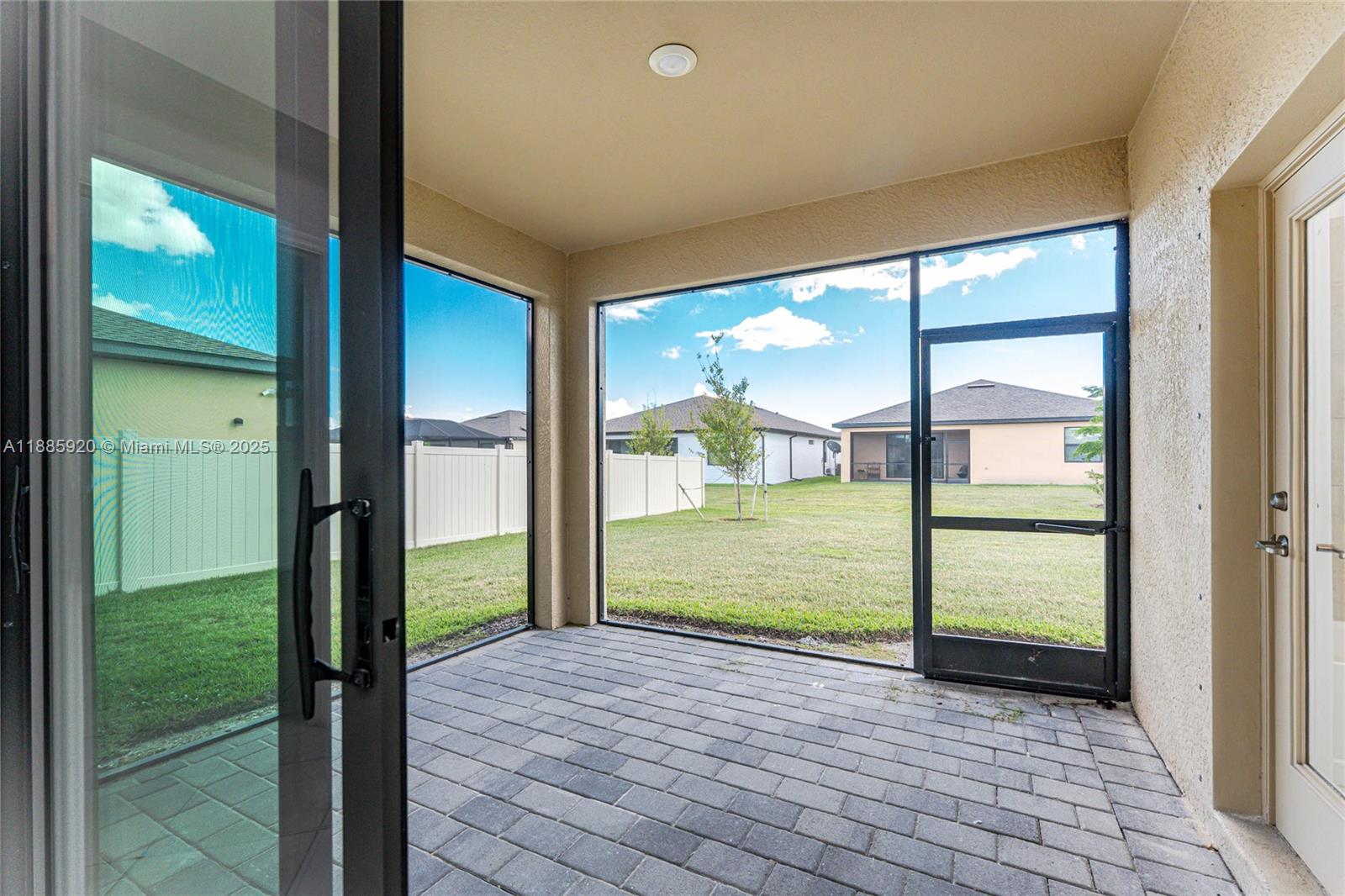 HAMMOKS AT WEST PORT - Residential