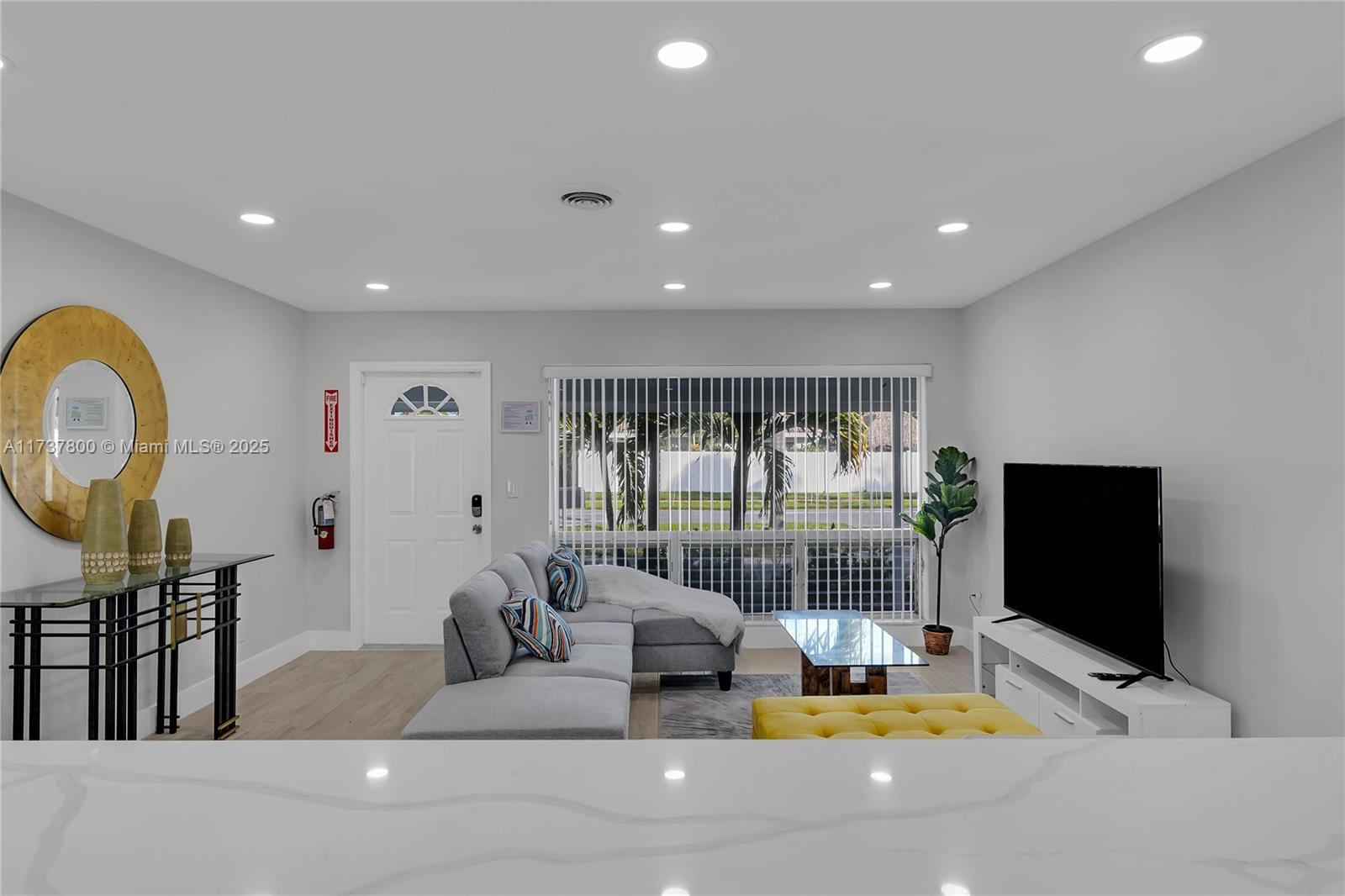 GARDEN ISLES SEC ONE - Residential Lease