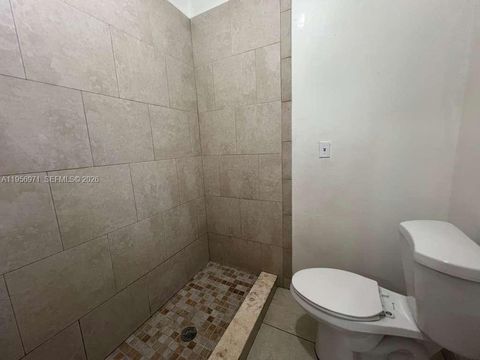 2661 NW 33rd St Miami FL 33142