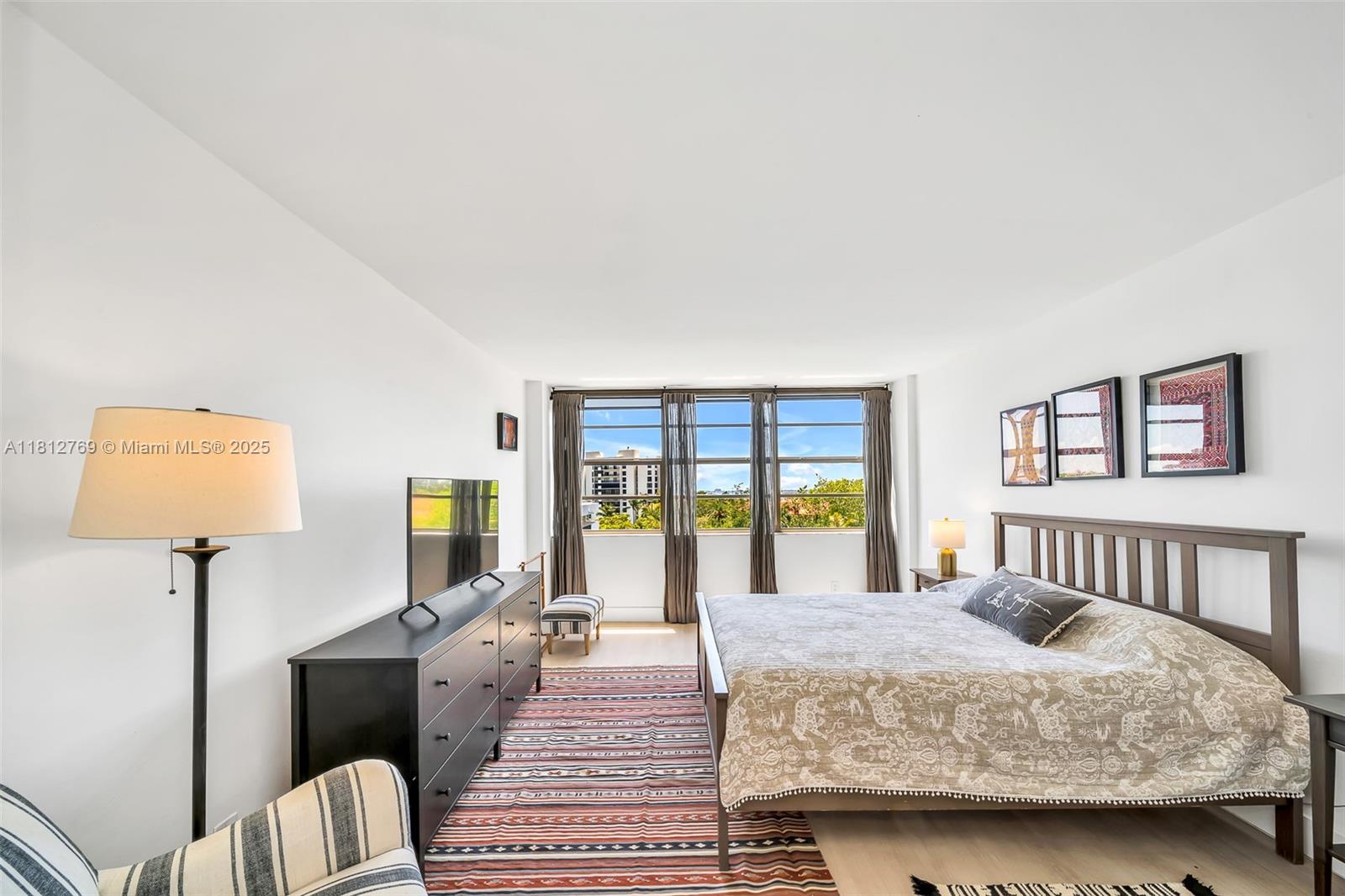 ISLAND BREAKERS CONDO - Residential Lease