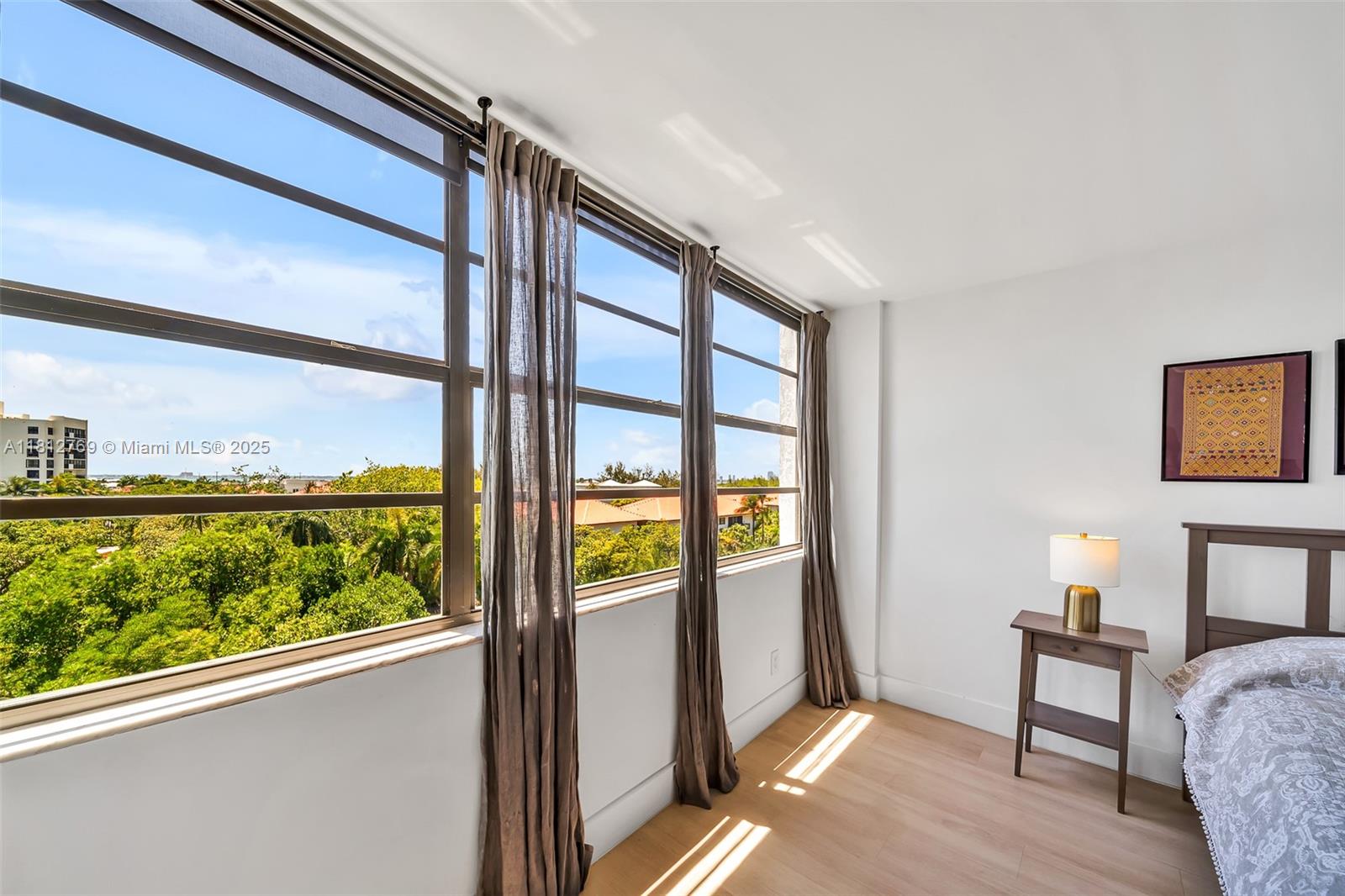 ISLAND BREAKERS CONDO - Residential Lease