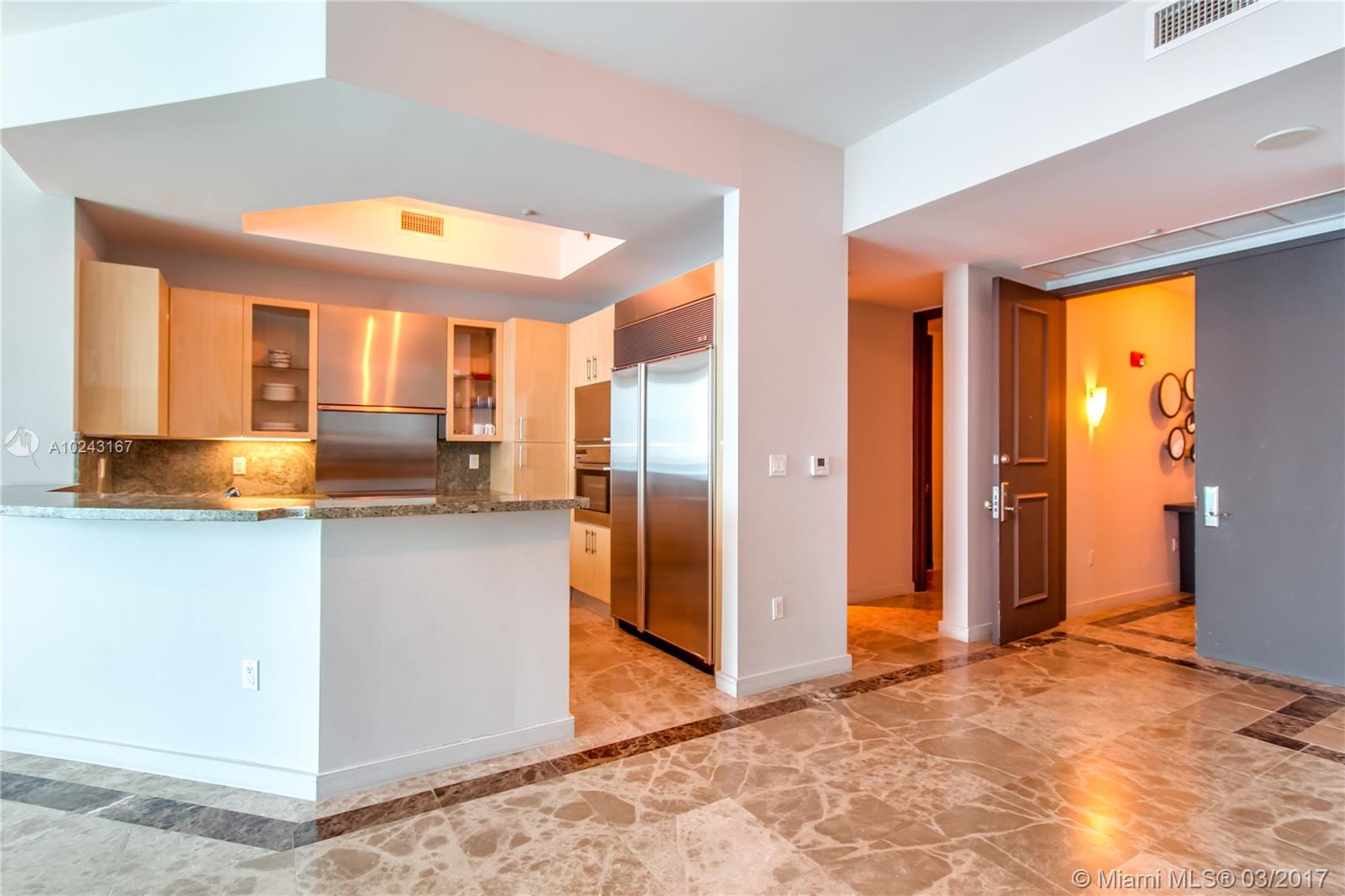 Continuum On South Beach - Residential Lease