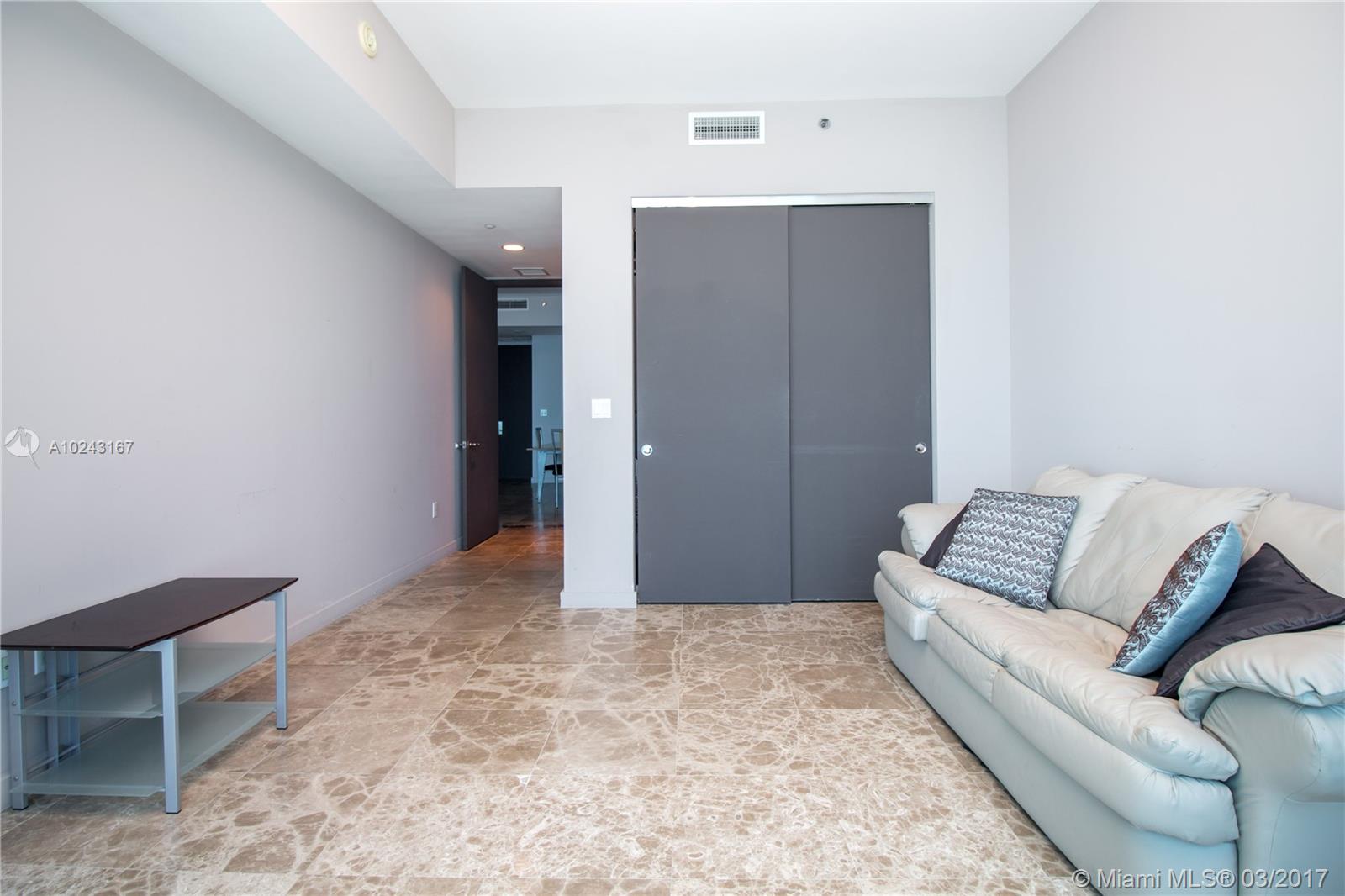 Continuum On South Beach - Residential Lease