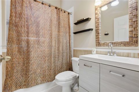 Tiny photo for 16284 NW 24th St, Pembroke Pines, FL 33028 (MLS # A12006246)