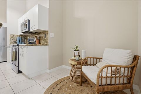 Tiny photo for 16284 NW 24th St, Pembroke Pines, FL 33028 (MLS # A12006246)