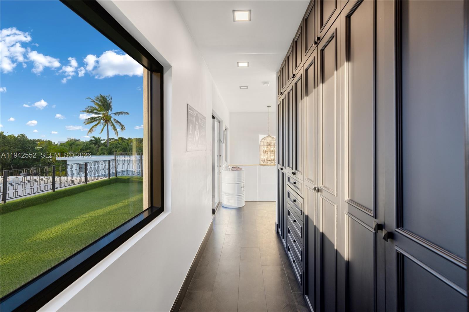 BISCAYNE POINT - Residential