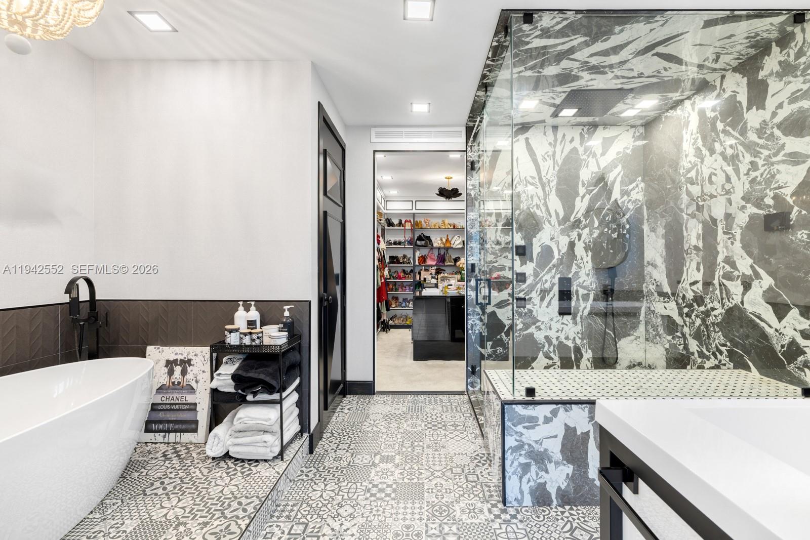 BISCAYNE POINT - Residential