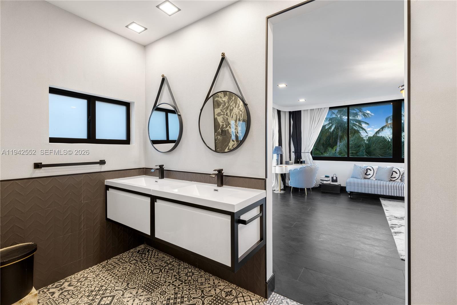 BISCAYNE POINT - Residential