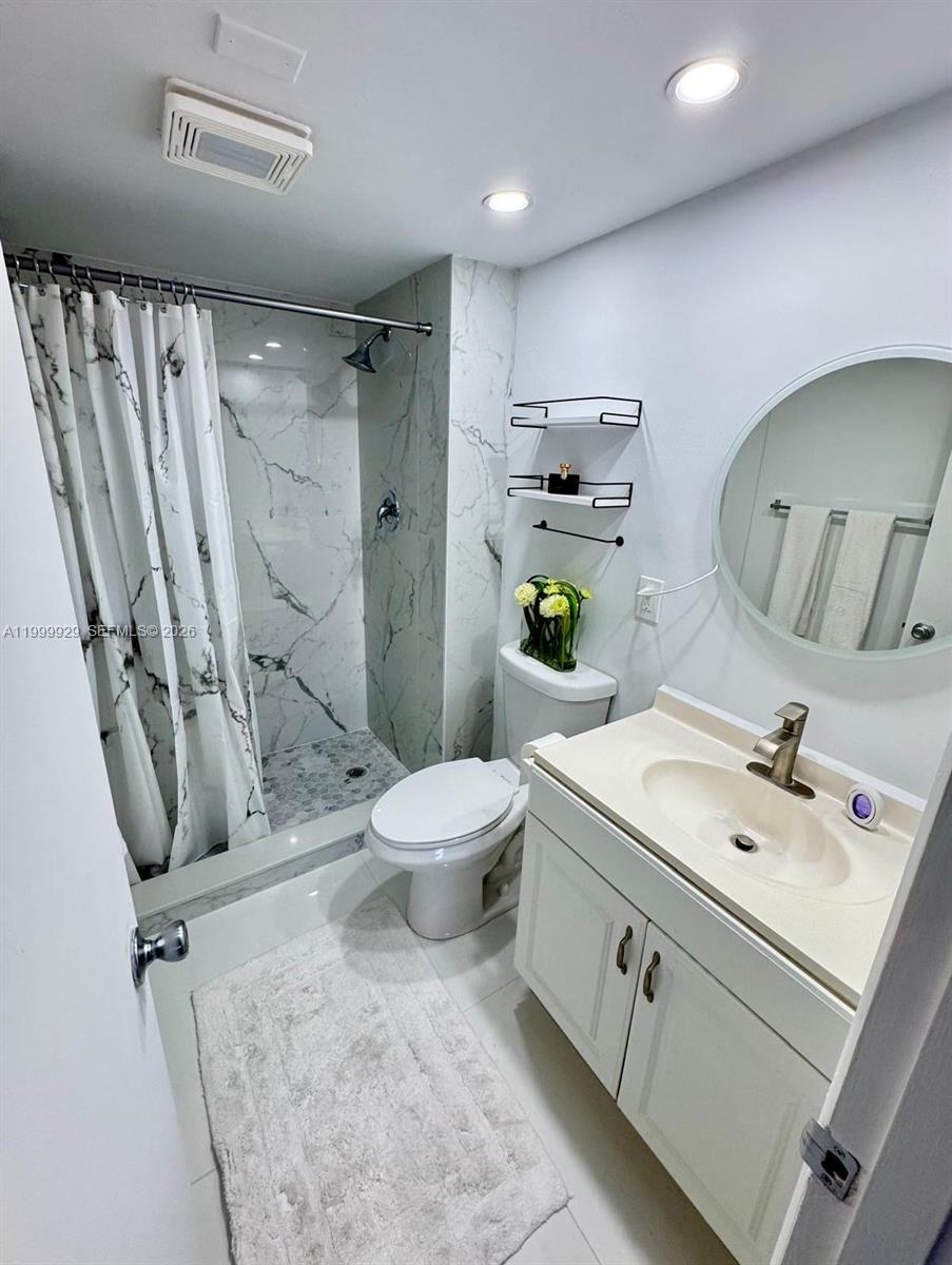 PARADISE VILLAS - Residential