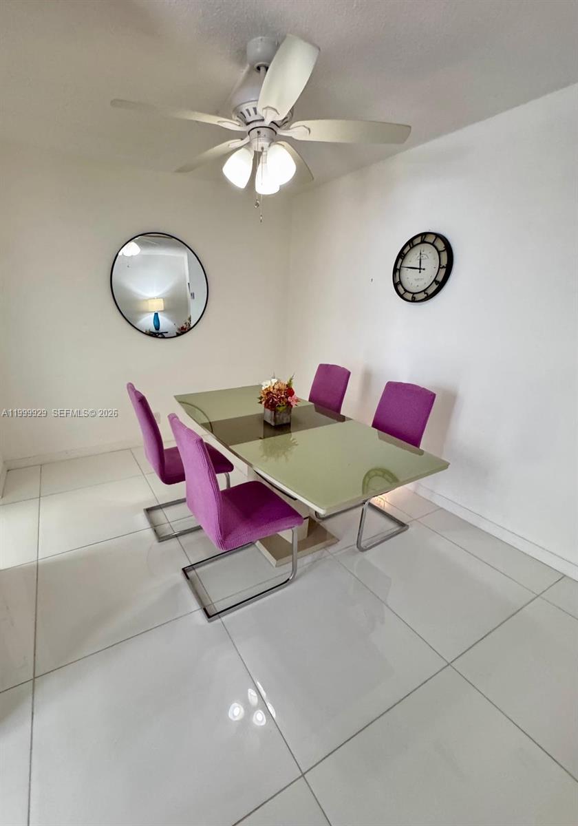 PARADISE VILLAS - Residential