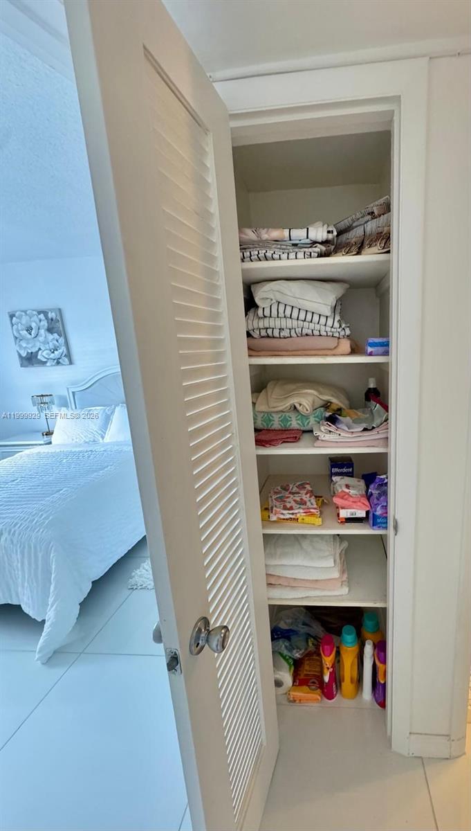 PARADISE VILLAS - Residential