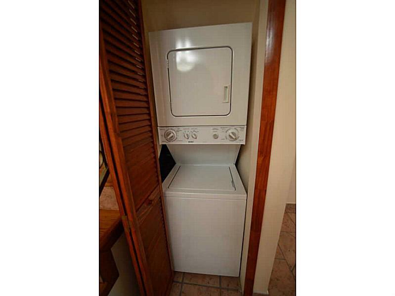 BRICKELLS FLAGLER - Residential Lease