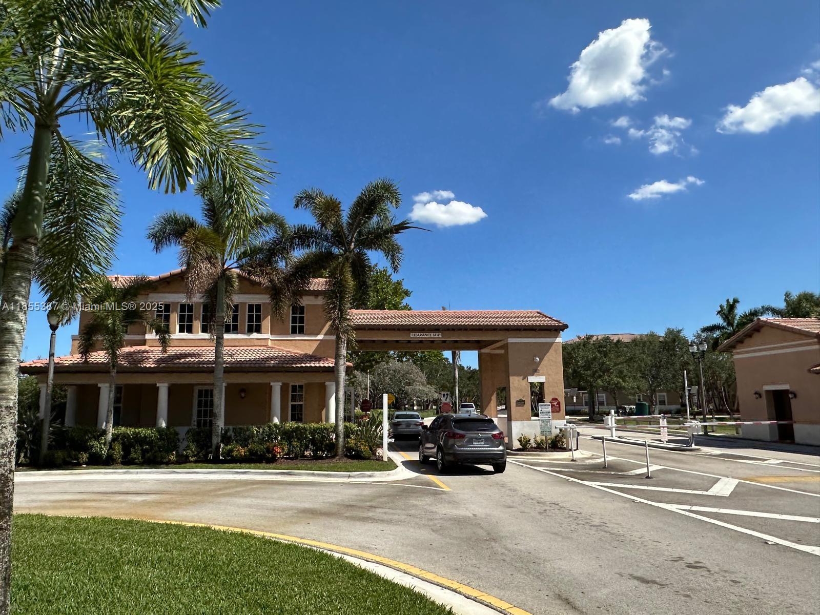 1422 SW 147th Ter
