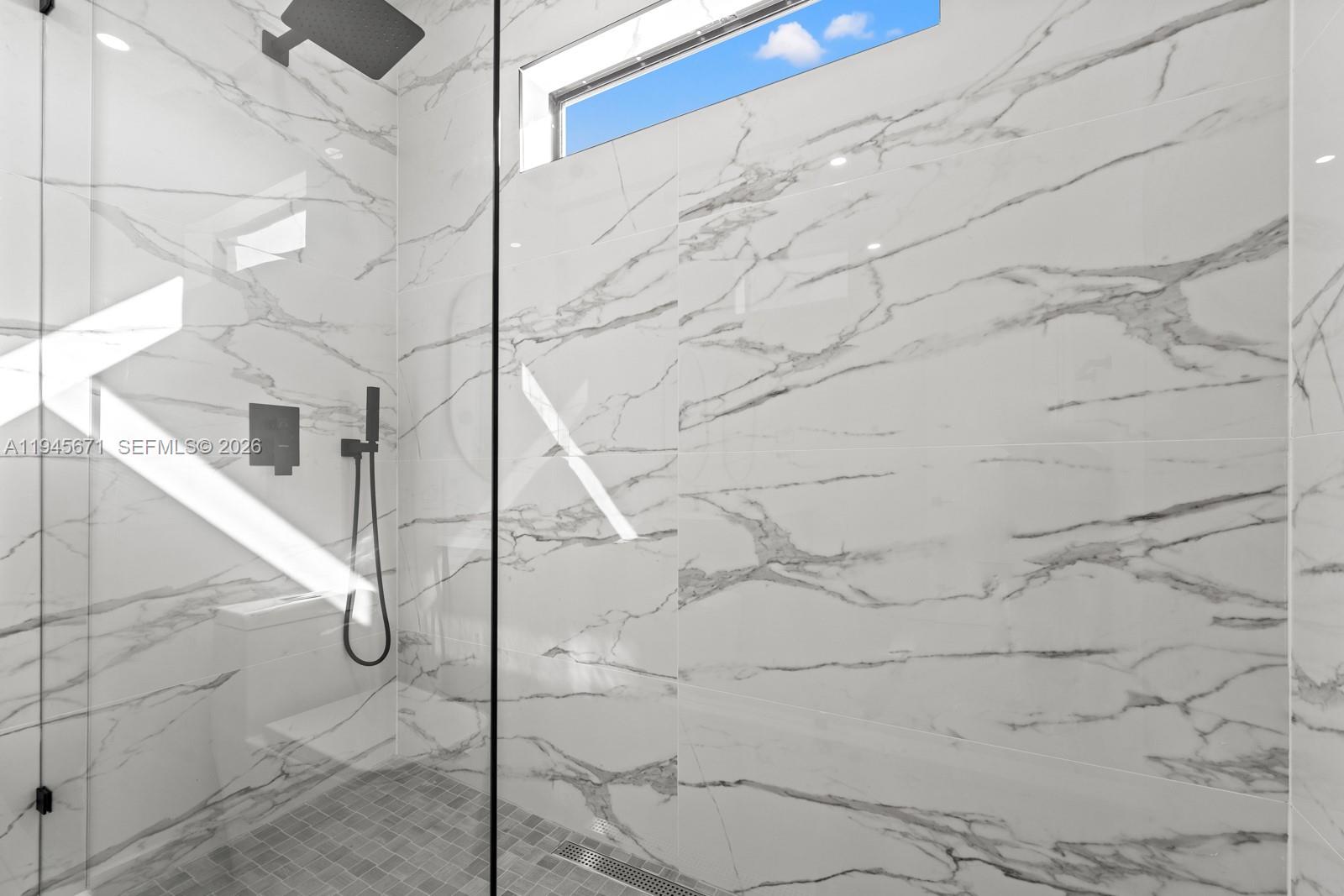 RIVERSIDE FARMS - Residential Income