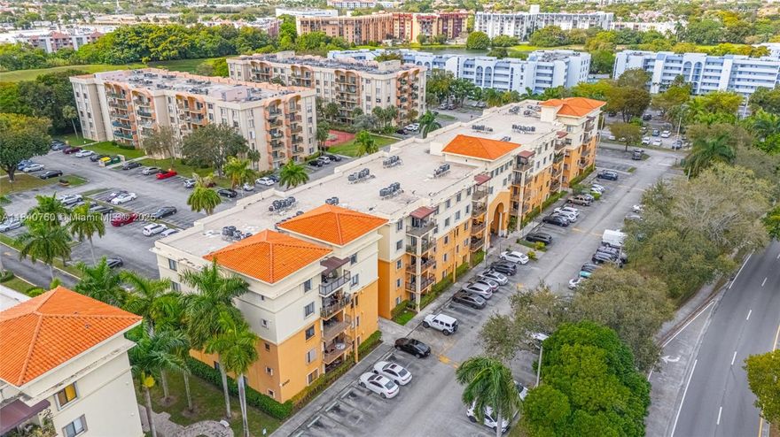 OWNER MOTIVATED . 3/2 WITH WASHER AND DRYER IN UNIT , Built in 2002 ,Condo is collecting 20% for reserves as per annual budget report .Great Location ,Unit is in good conditions, open floor plant ,new washer and dryer , SS appliances ,accordion shutters for all windows and door, very private building with 2 elevators ,code in main door .The association covers, Insurance , garbage collector ,24 hours security ,club house with Pool & GYM , open parking spaces with 2 spaces per unit plus many visitors ,has to see it . 5 minutes away from the 3 expressway ,Dolphin Mall ,International Mall ,Excellent Schools ,FIU ,Good Restaurants , Supermarkets & many more ,there is not any special assessments in the complex .Showing by appointments .