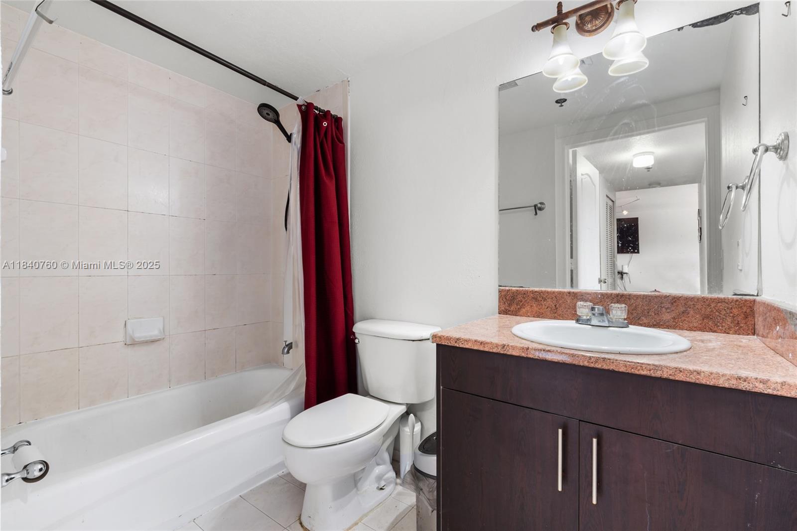 KEYSTONE COURTS CONDO - Residential