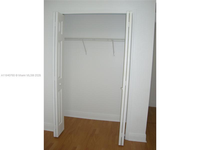 KEYSTONE COURTS CONDO - Residential