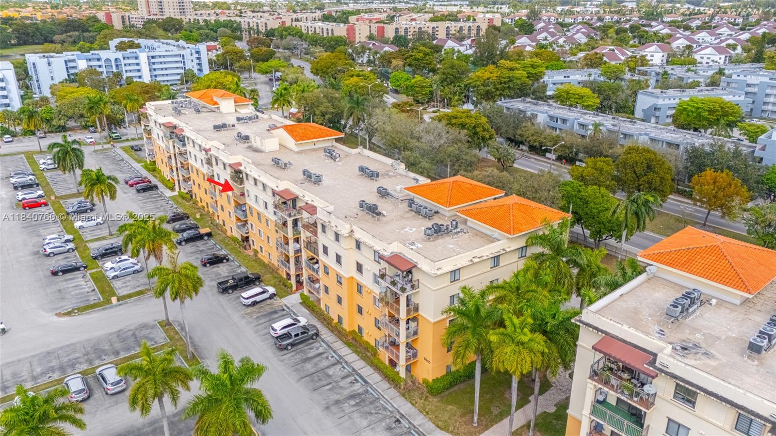 KEYSTONE COURTS CONDO - Residential