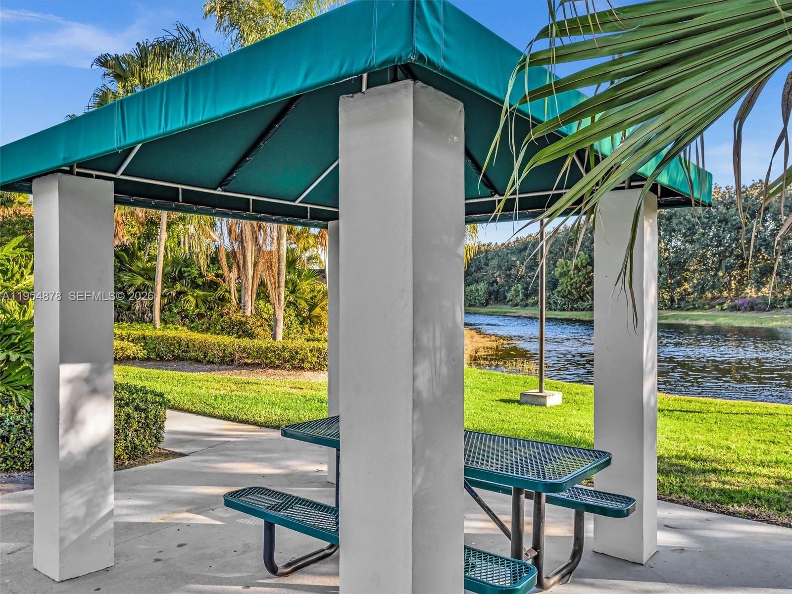 ORCHID ISLAND - Residential