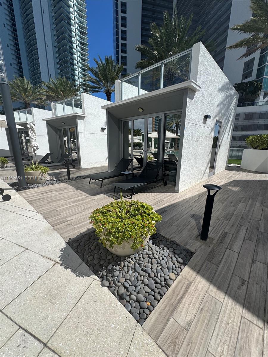 PARAMOUNT MIAMI WORLDCENT - Residential