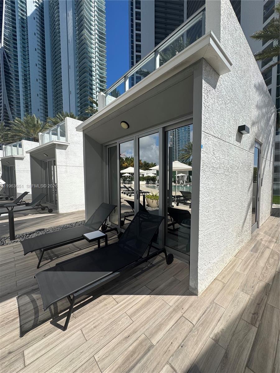 PARAMOUNT MIAMI WORLDCENT - Residential
