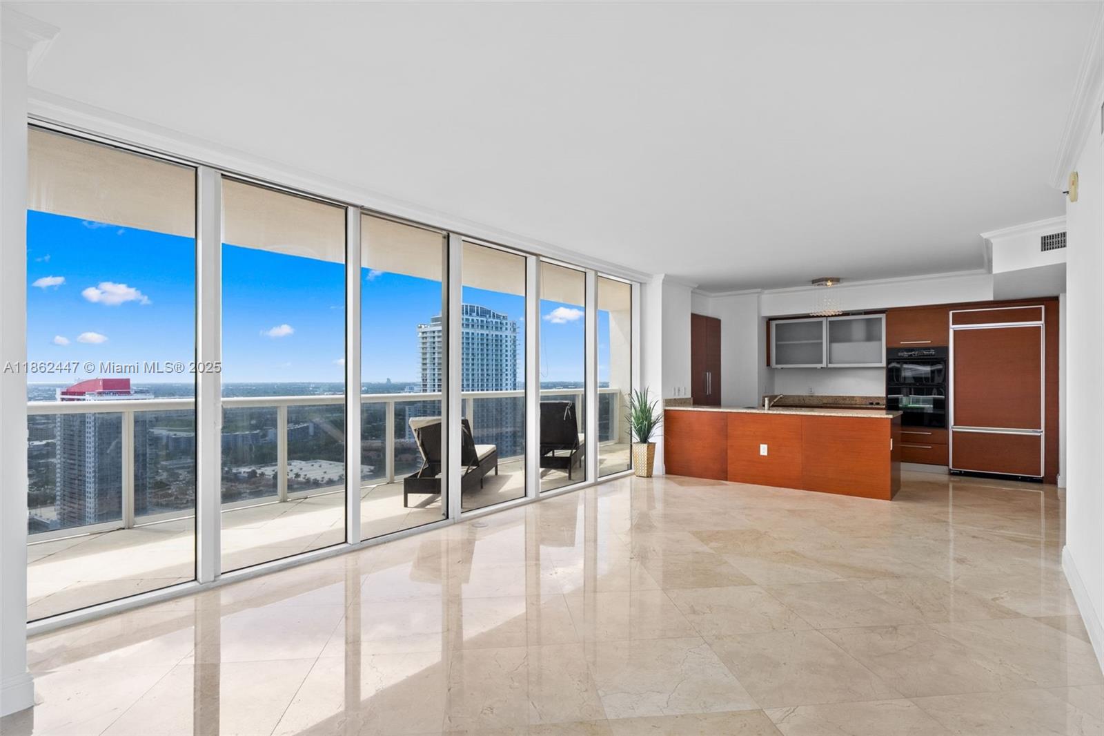 1830 S Ocean Dr 3706