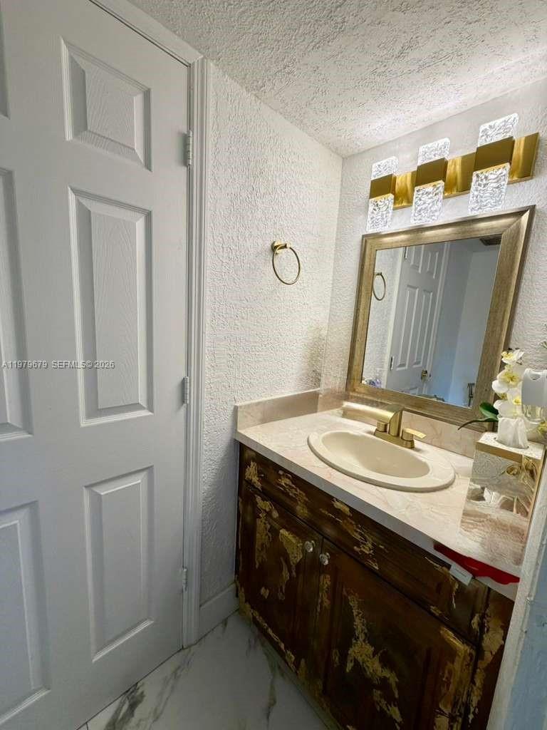 BAY TREE PATIO HOMES COND - Residential