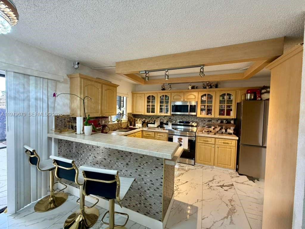 BAY TREE PATIO HOMES COND - Residential