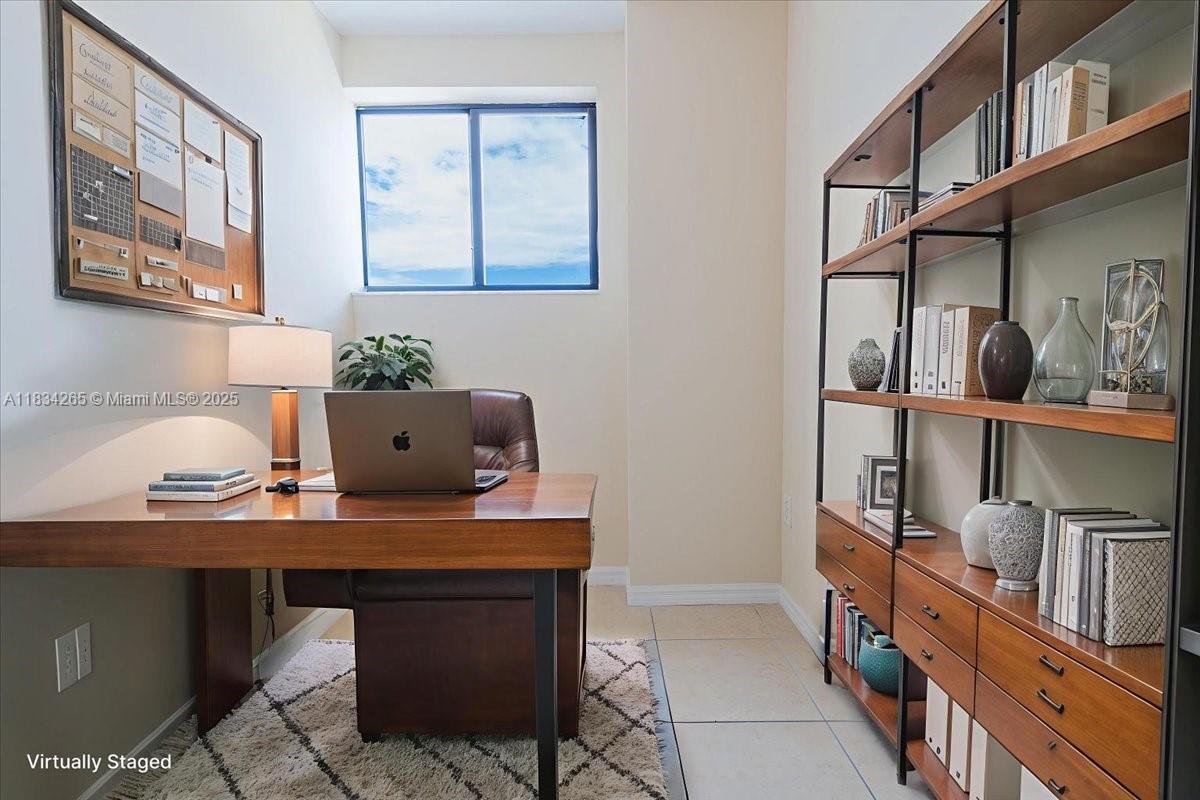 KEYSTONE PARK CONDO - Residential