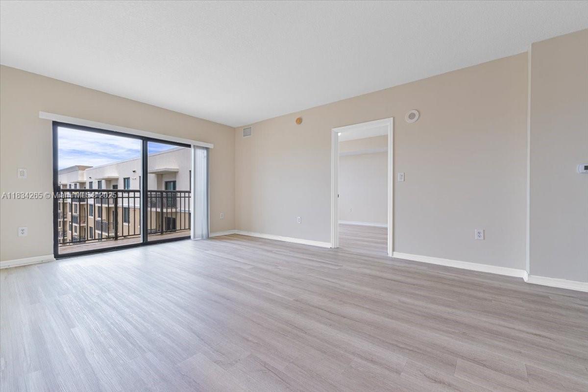 4242 NW 2 ST 1601