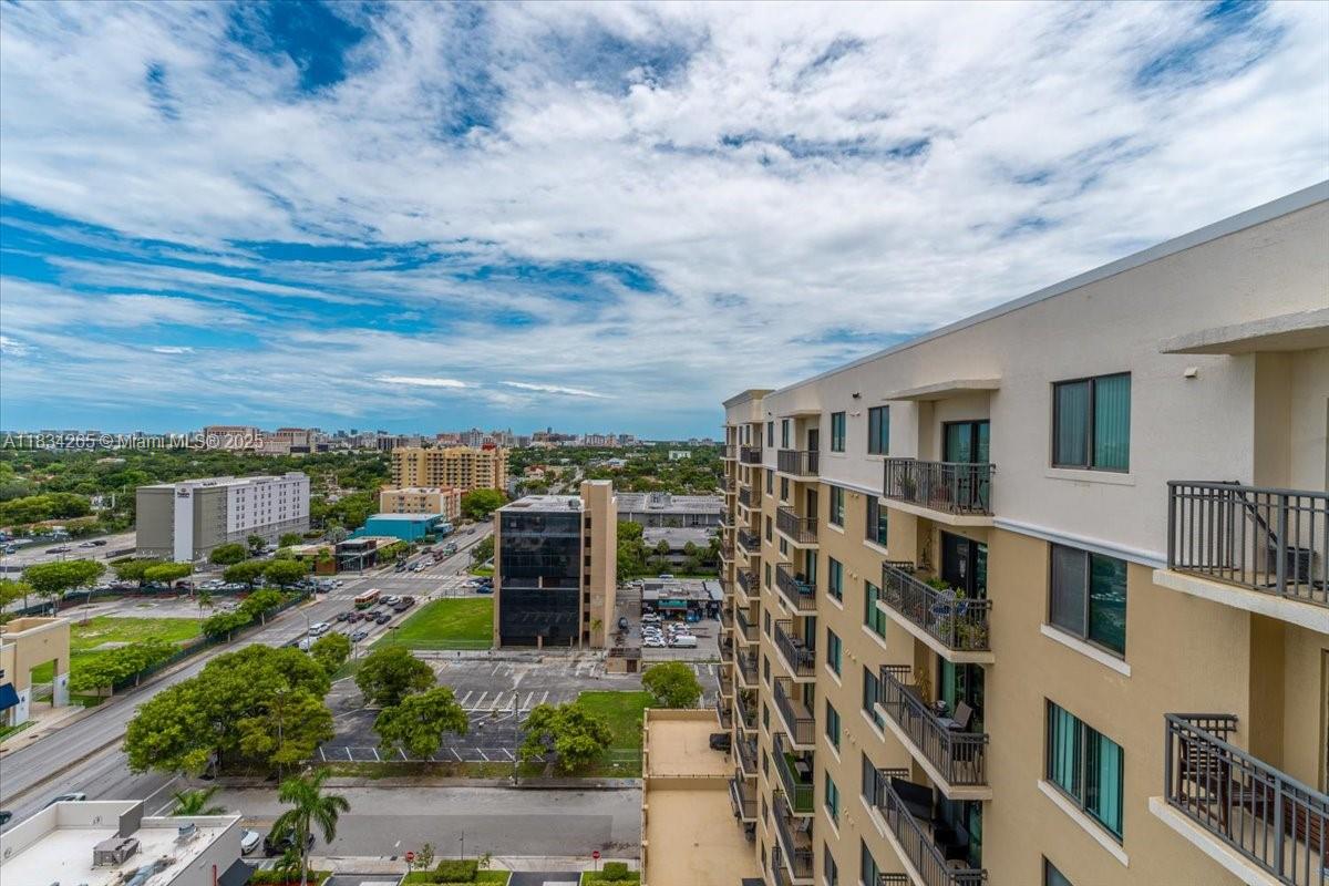 KEYSTONE PARK CONDO - Residential