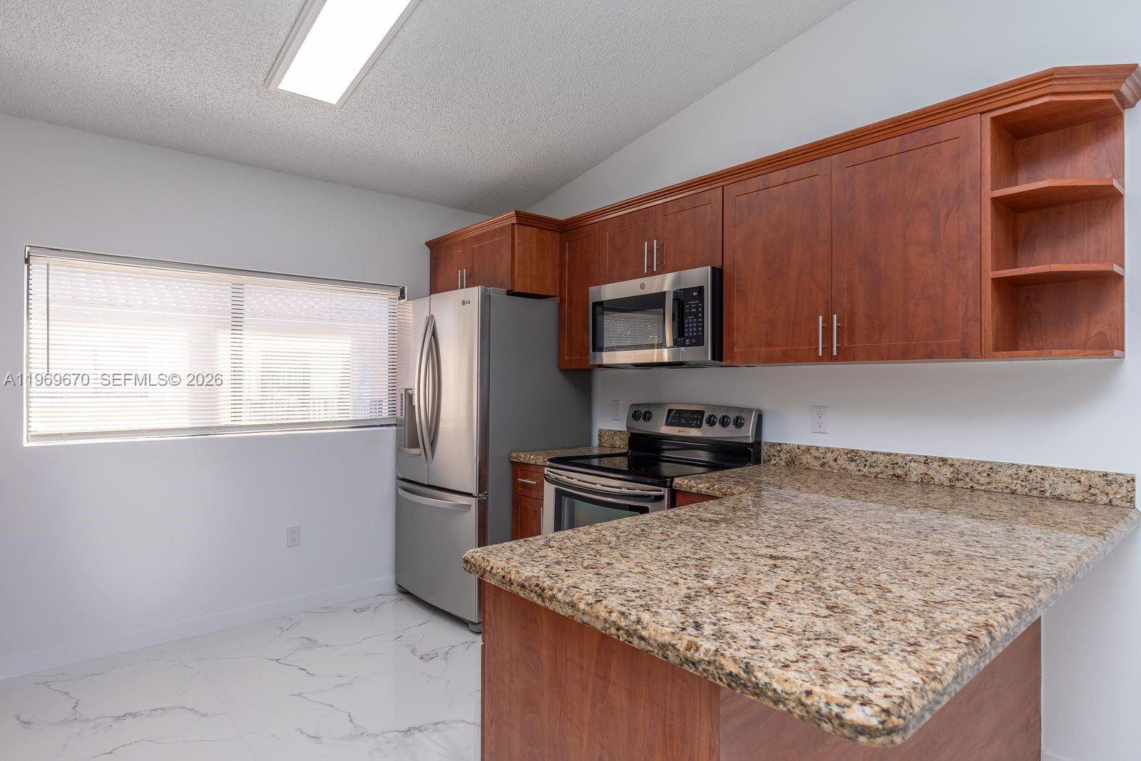 EL PRADO XI CONDO - Residential Lease