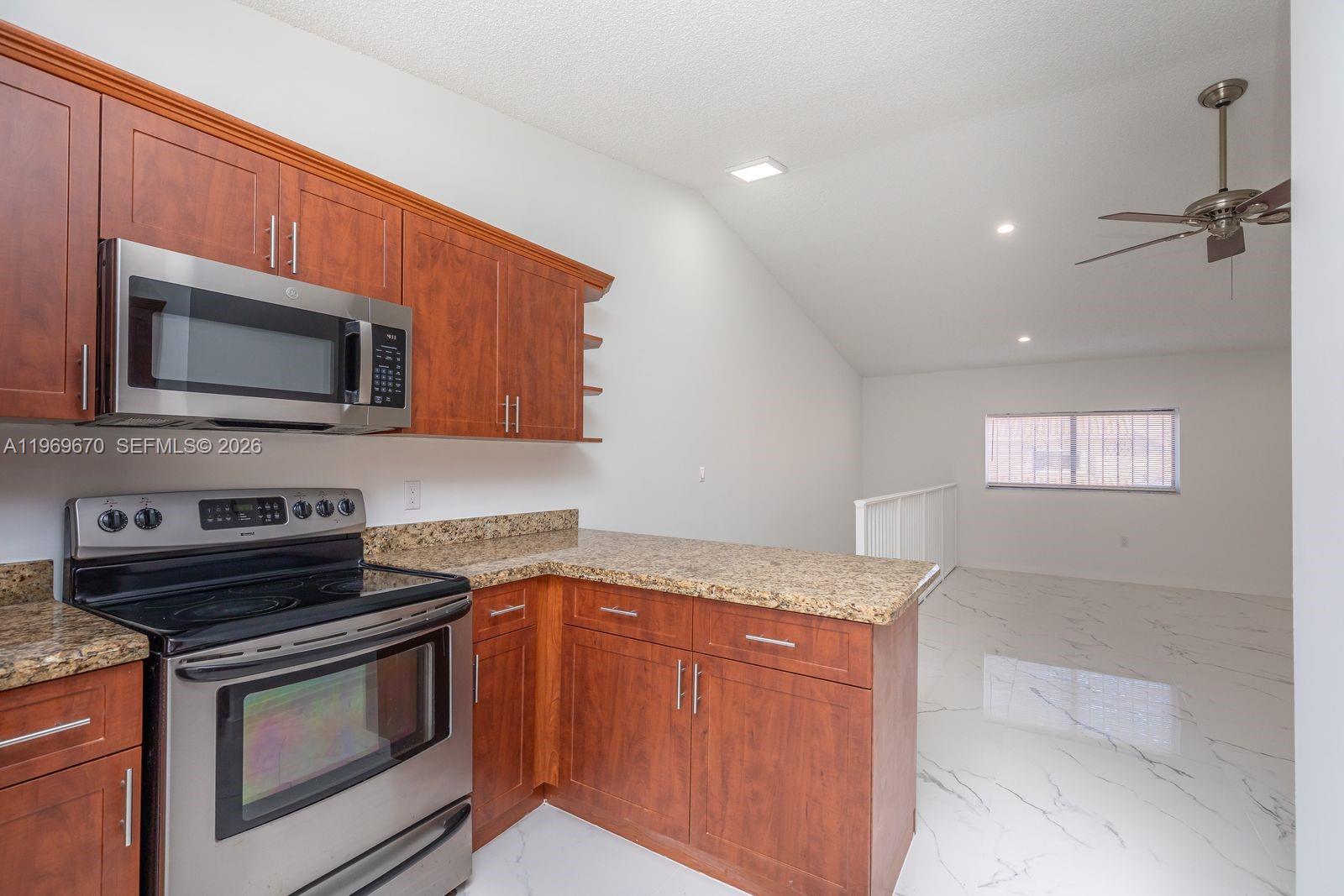 EL PRADO XI CONDO - Residential Lease