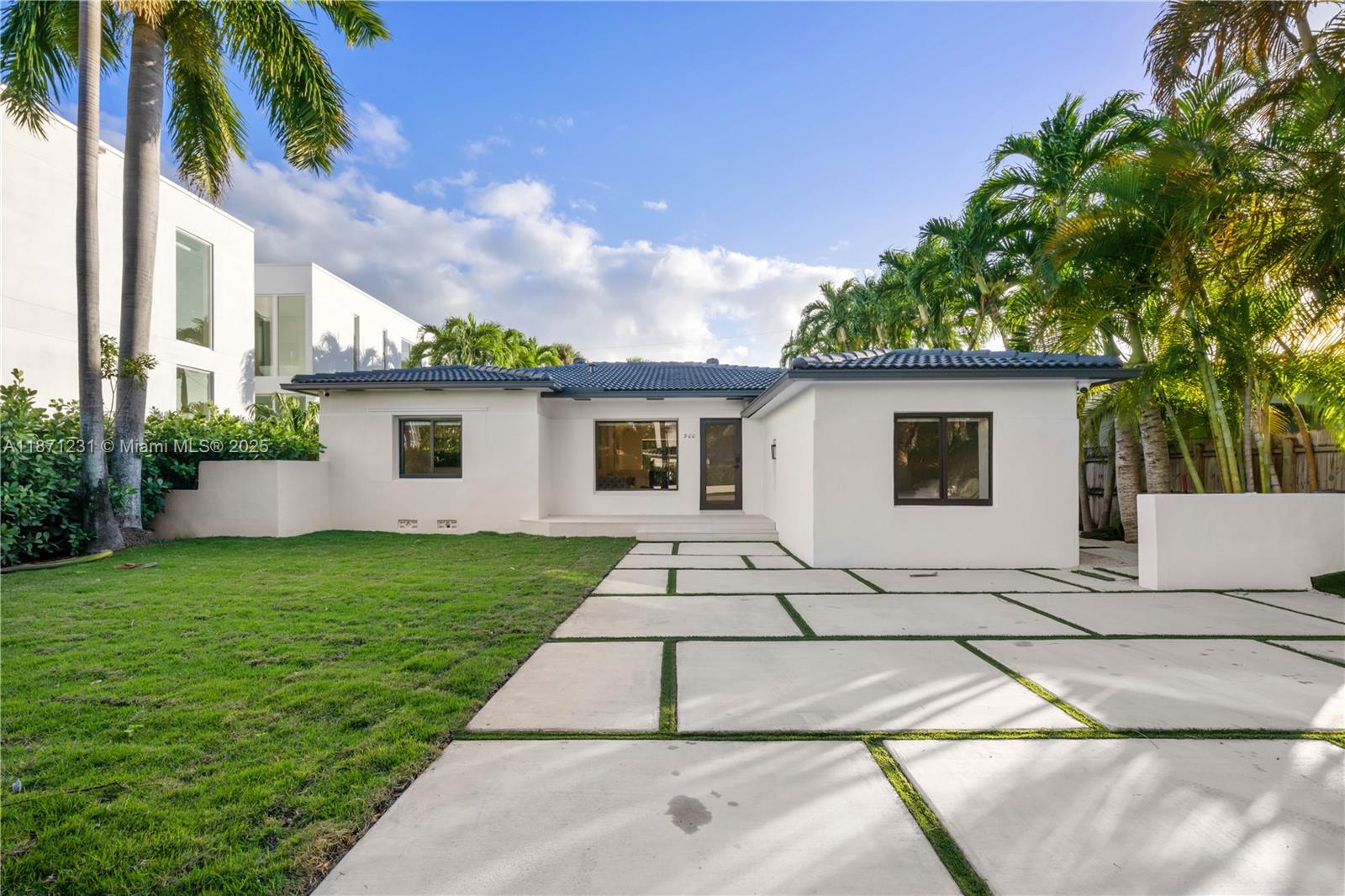 Beautiful 4-bedroom / 3-bath home in the heart of Miami Beach! This spacious residence offers a seamless layout with generous living areas and plenty of natural light. Enjoy a large private backyard featuring a big pool—perfect for entertaining or relaxing in your own tropical retreat. Ideally located close to top schools, golf courses, parks, and the beach. Easy to show!