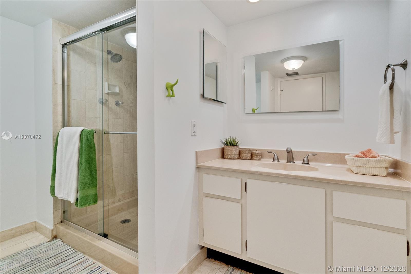 THE GRAND - Residential Lease