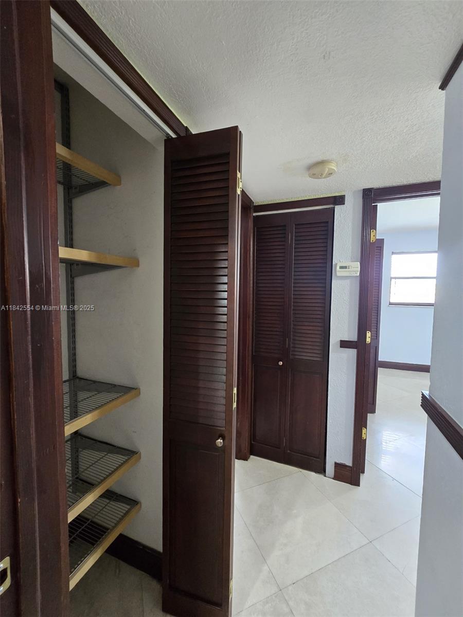 VISIONS AT FOUNTAINBLEAU - Residential