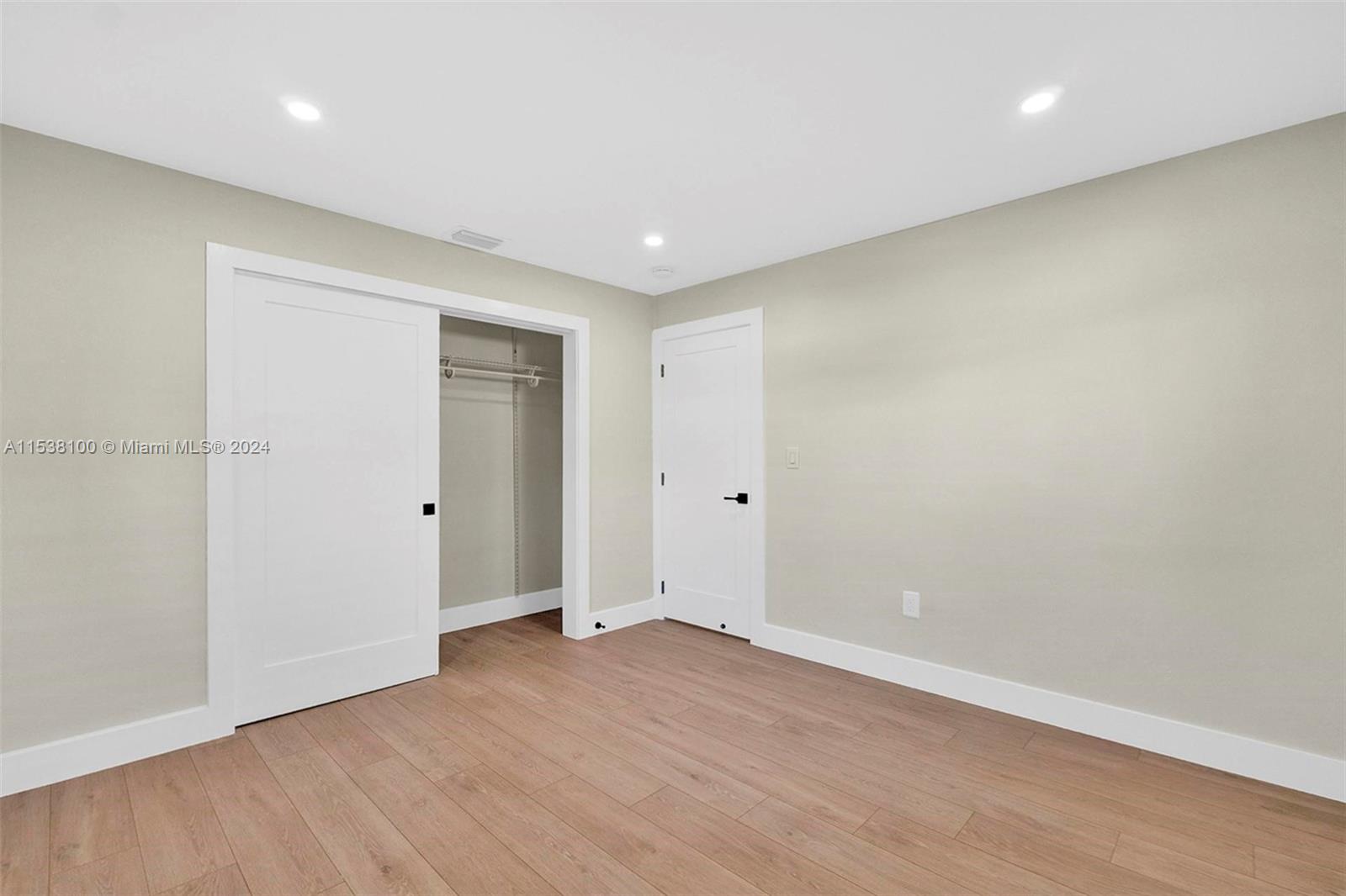 CORAL WAY HEIGHTS - Residential Lease