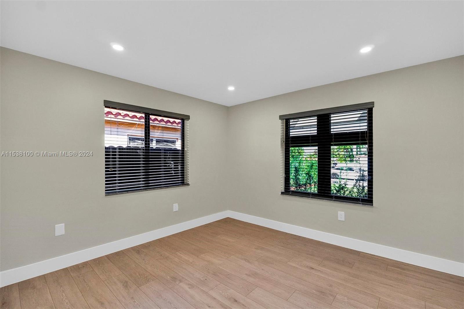 CORAL WAY HEIGHTS - Residential Lease