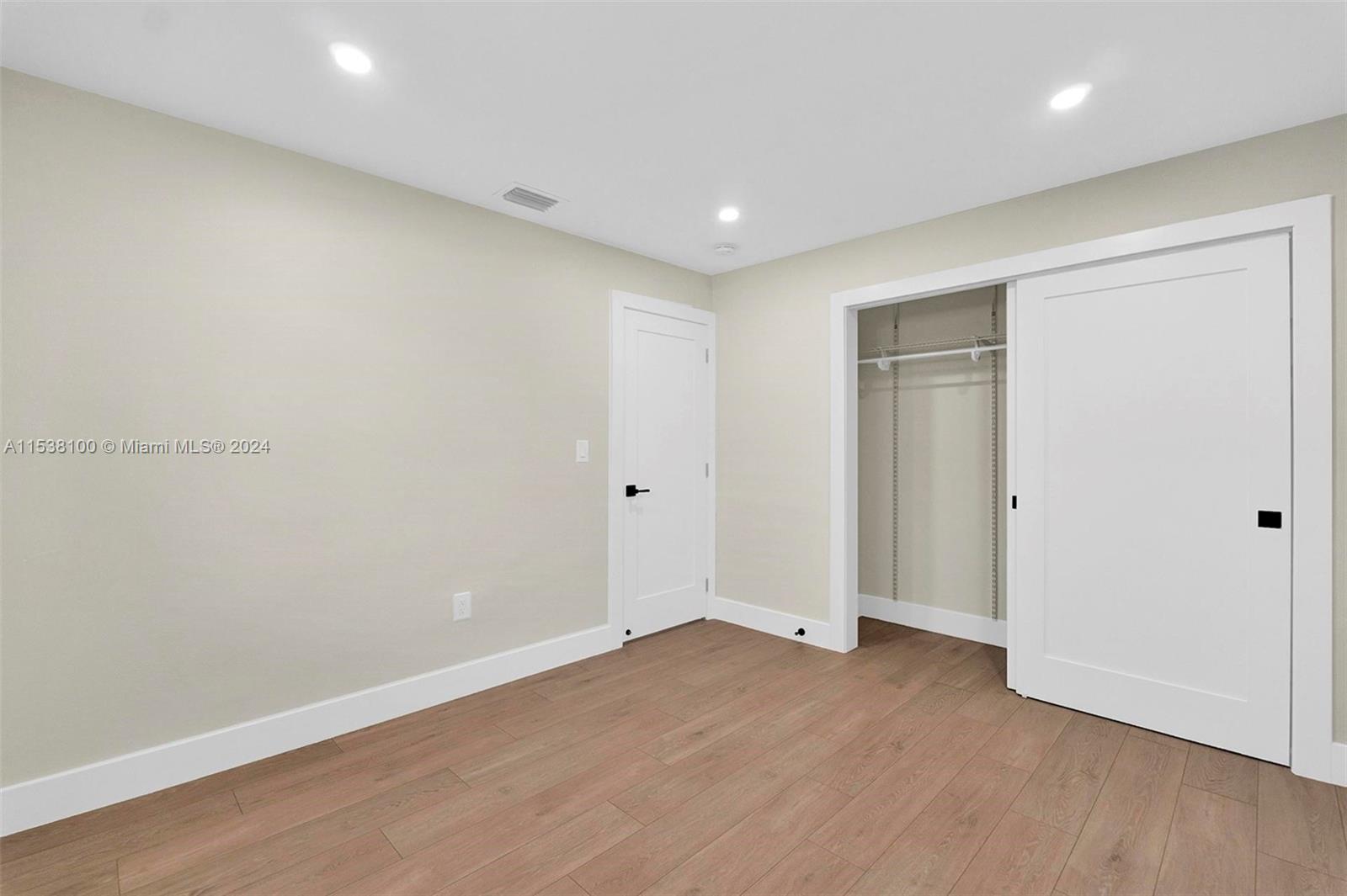CORAL WAY HEIGHTS - Residential Lease