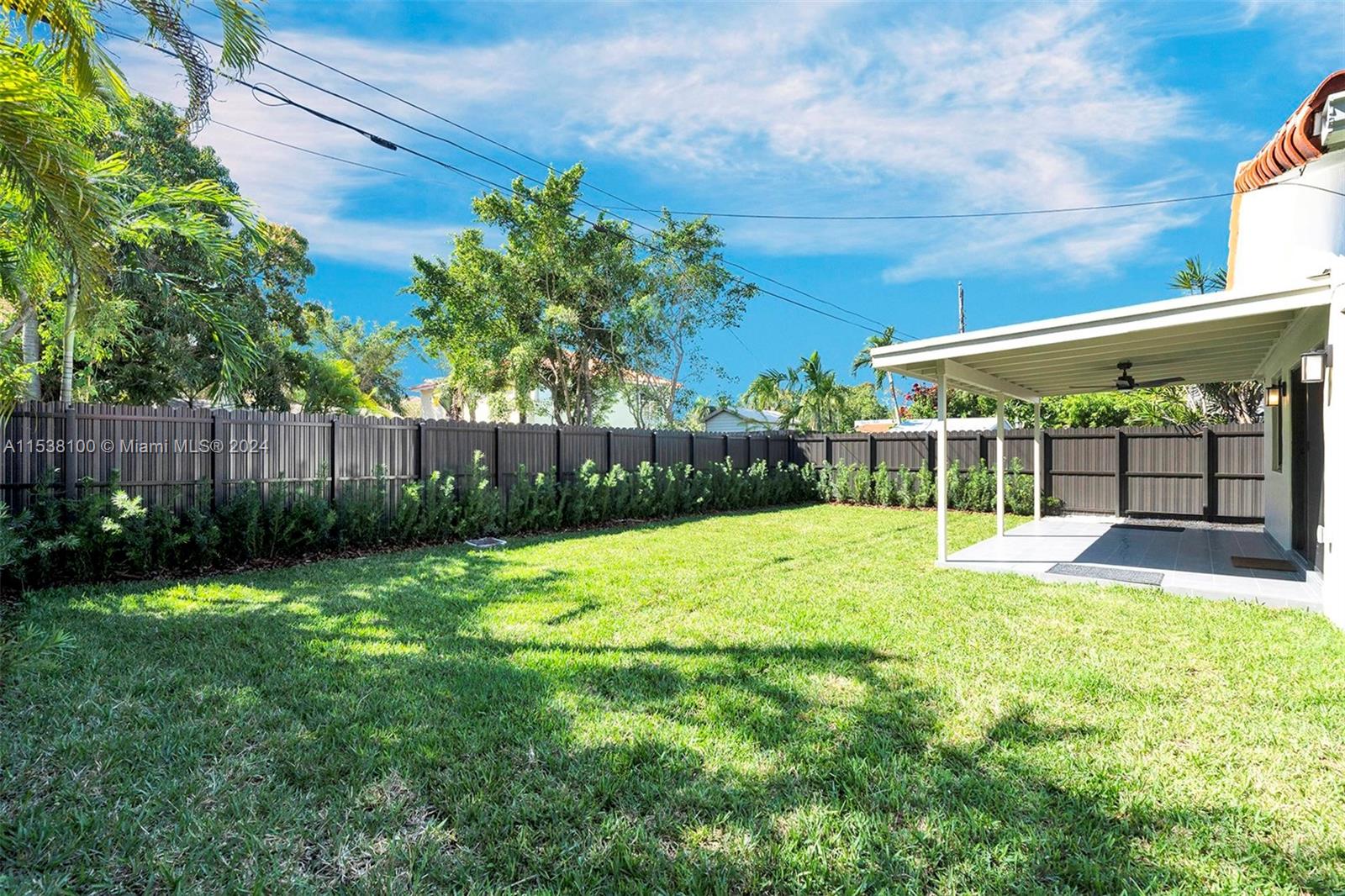 CORAL WAY HEIGHTS - Residential Lease