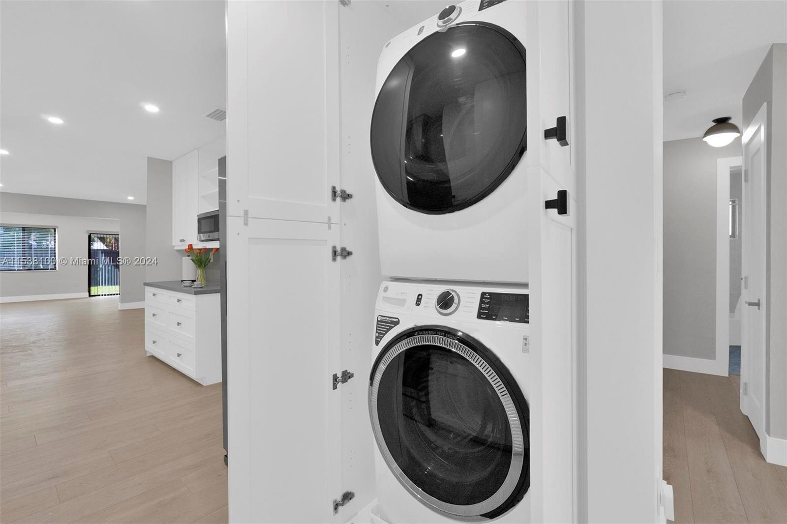 CORAL WAY HEIGHTS - Residential Lease