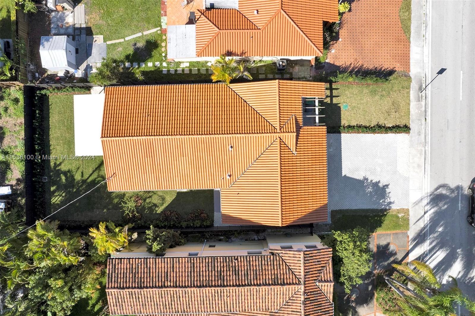 CORAL WAY HEIGHTS - Residential Lease