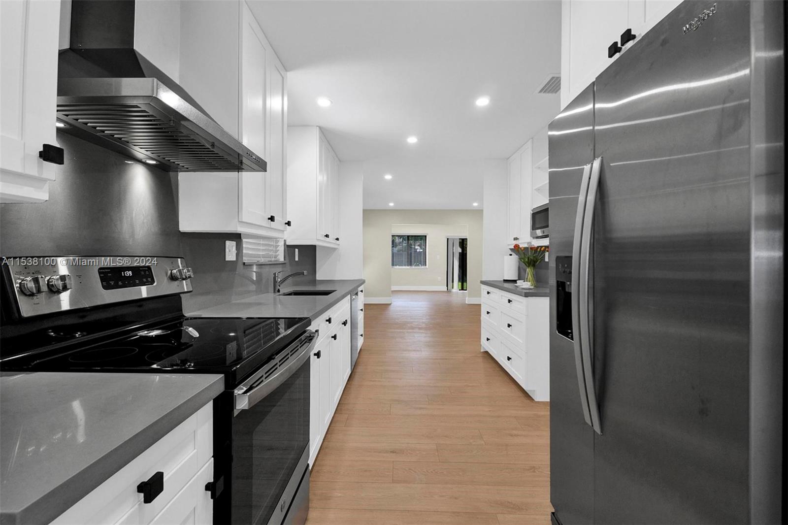 CORAL WAY HEIGHTS - Residential Lease