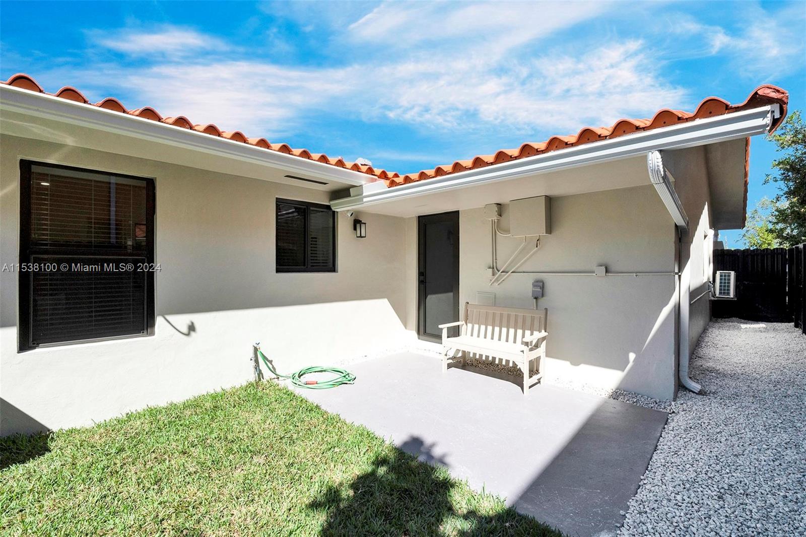 CORAL WAY HEIGHTS - Residential Lease