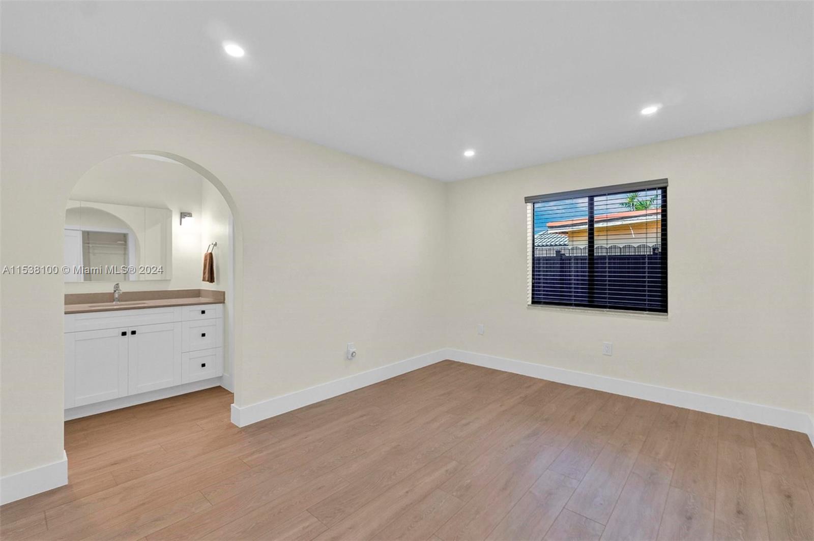 CORAL WAY HEIGHTS - Residential Lease