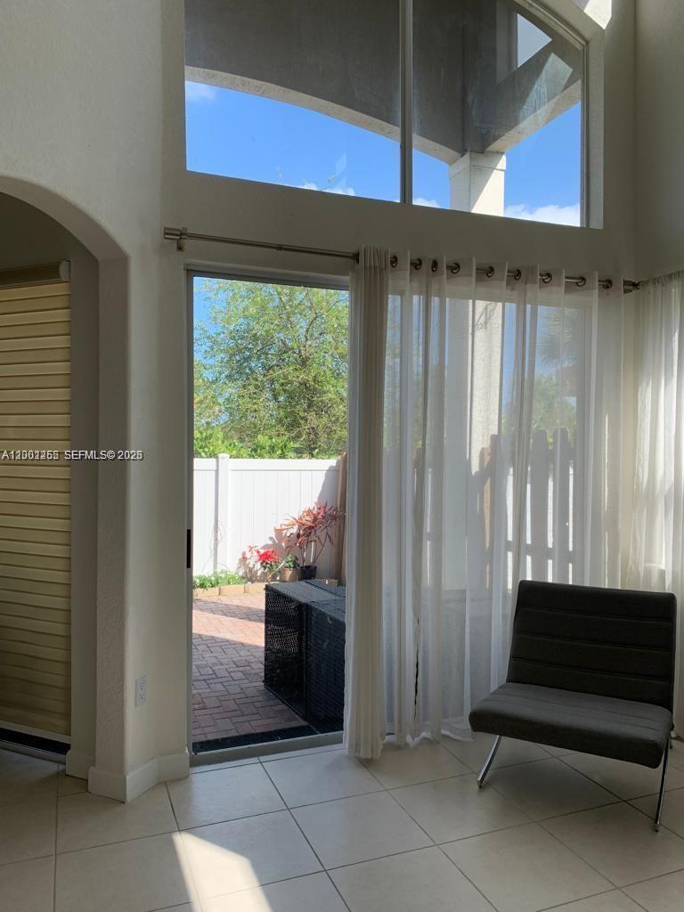 DORAL ISLES NORTH SEC TWO - Residential Lease