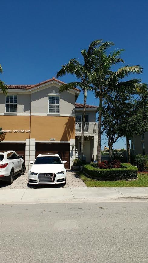 DORAL ISLES NORTH SEC TWO - Residential Lease