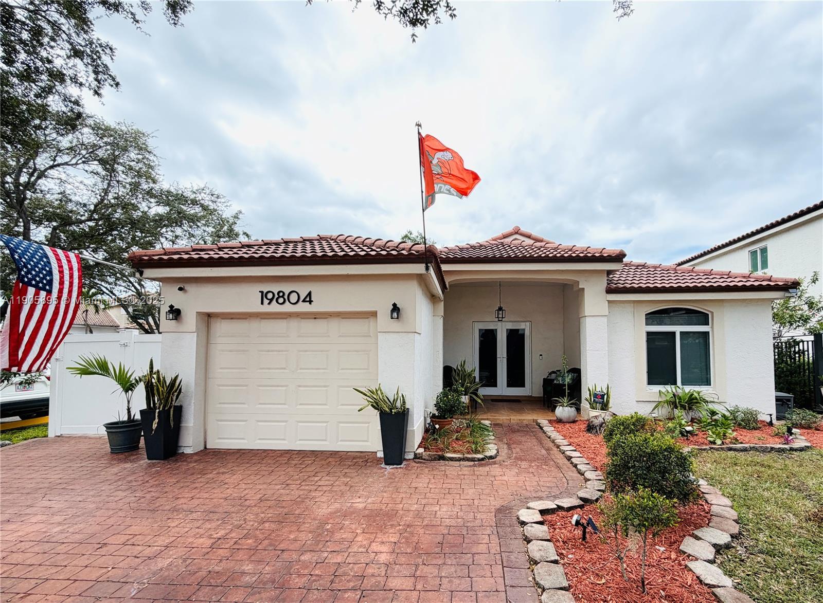 MARBELLA PARK - Residential